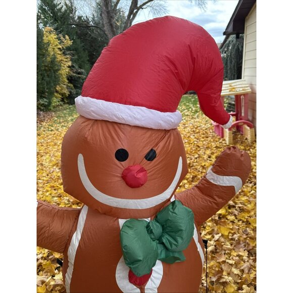 Christmas Gingerbread man Christmas Inflatable Decor Inflatable 5.5 ft - Picture 5 of 6